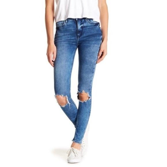 Free People High-Rise Busted Knee Skinny Jeans - Picture 1 of 10